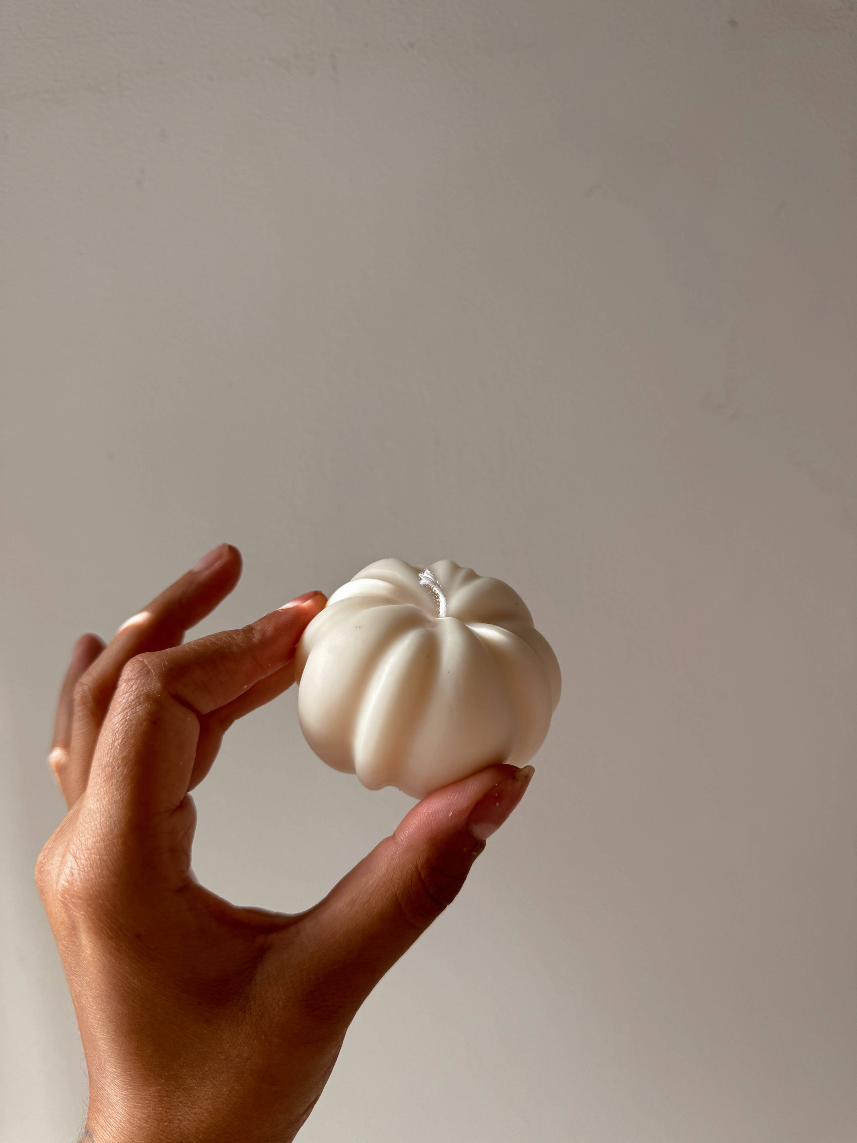 My Milky Candle - Wholesale Novelty Candle - Pumpkin candle 2 format handmade rapeseed wax cream2