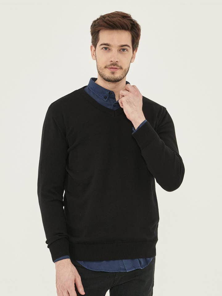 Pullover in cotone biologico con scollo a V per la vendita all'ingrosso da parte di ORGANICATION