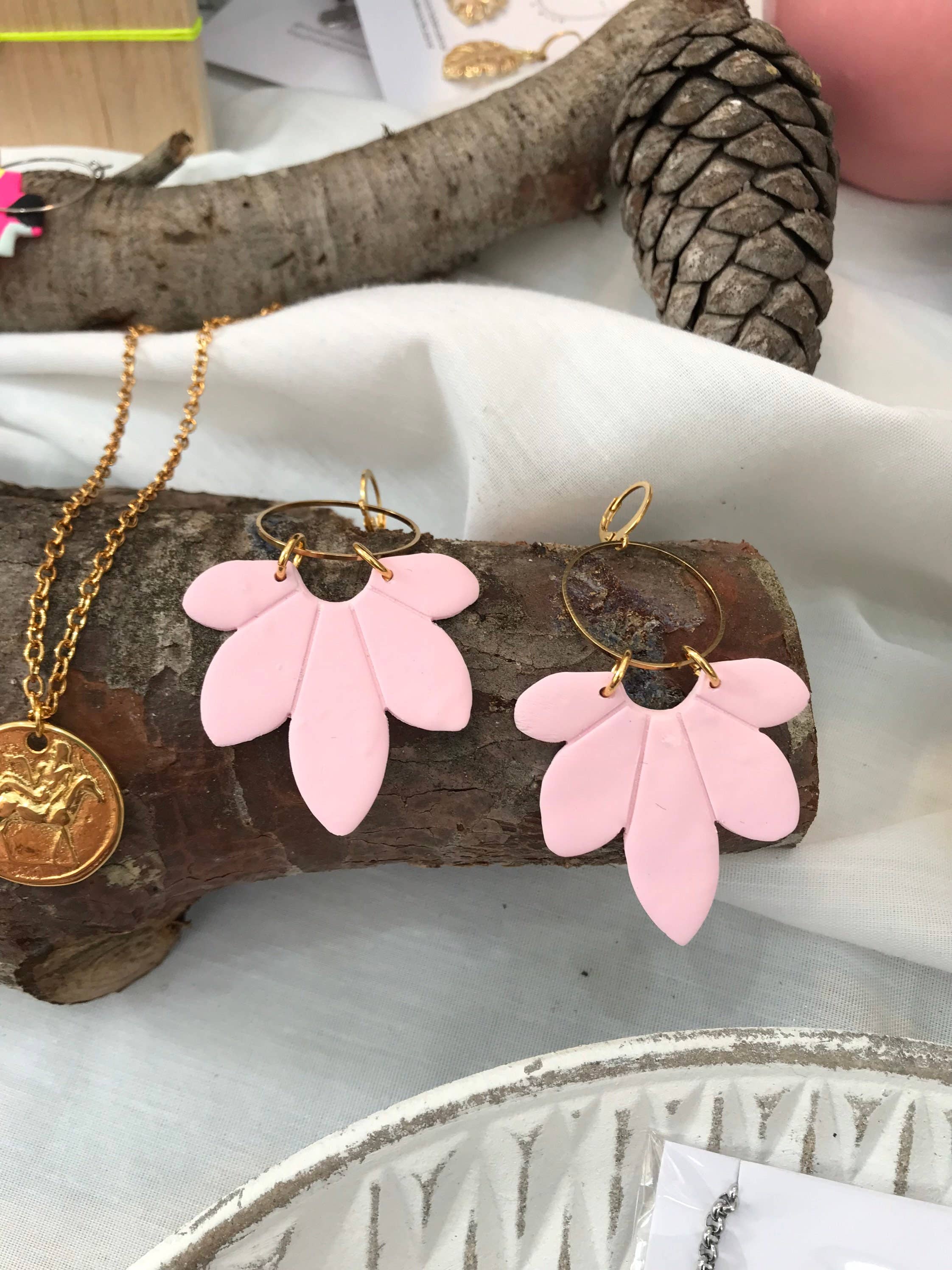 Medianoche - Wholesale Dangle Earrings - Lotus Earrings1