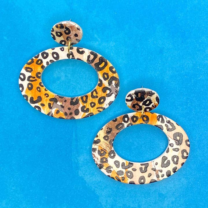 Prowling för wholesale av xoxo, bijou