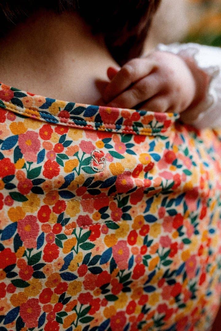 Body Flowers short sleeves for wholesale on Faire6