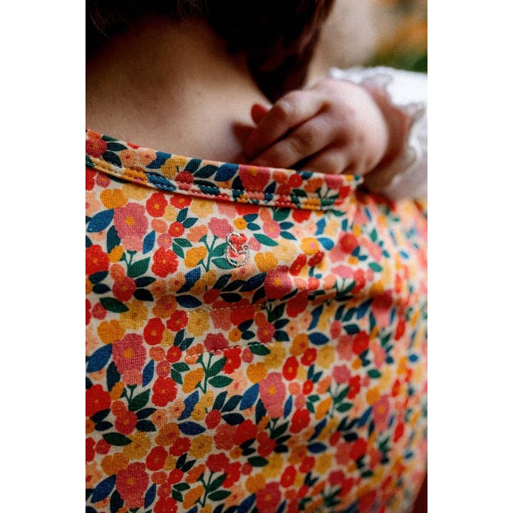 Body Flowers short sleeves for wholesale on Faire6