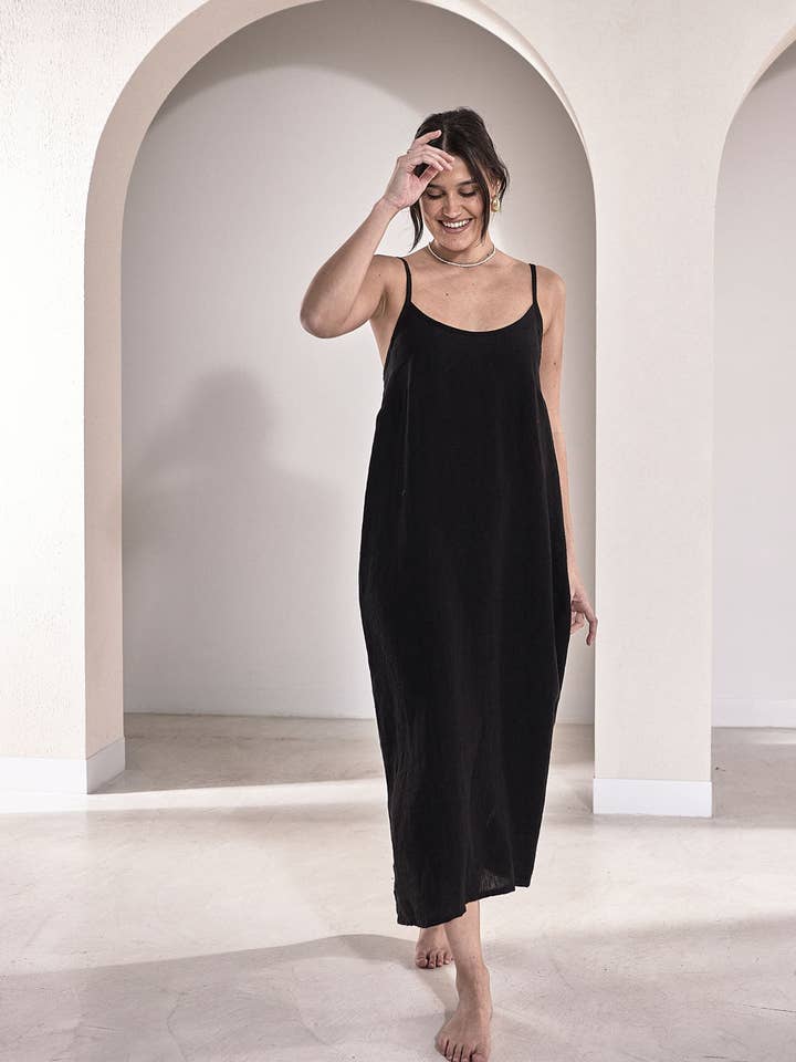 Fundamental Linen Midi - Black for wholesale on Faire