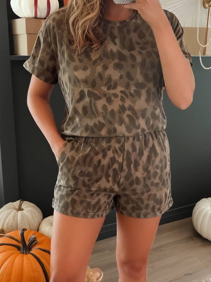 Leopard Raw Seam Patched Pullover Drawstring Loose Pant Set for wholesale by fashionworks