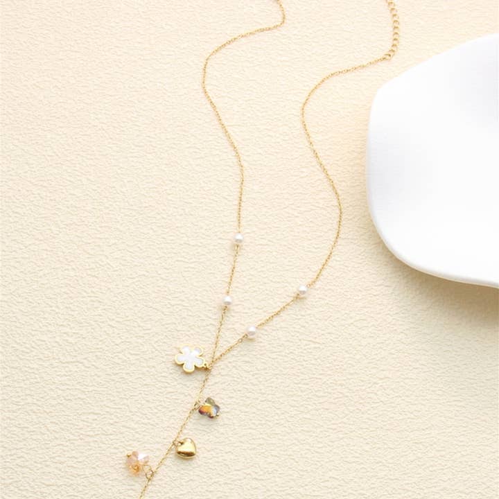 BELLISSIMA BIJOUX - Wholesale Pendant/Charm Necklace - Long Necklace Flowers and Pearls – Gold Stainless Steel0