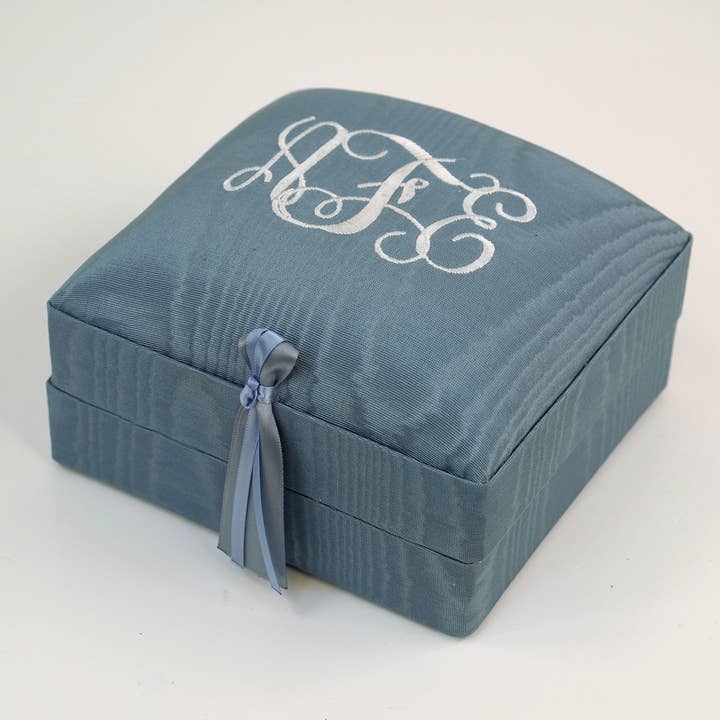 Jewelry Box- Plain Moiré for wholesale by MARCELA