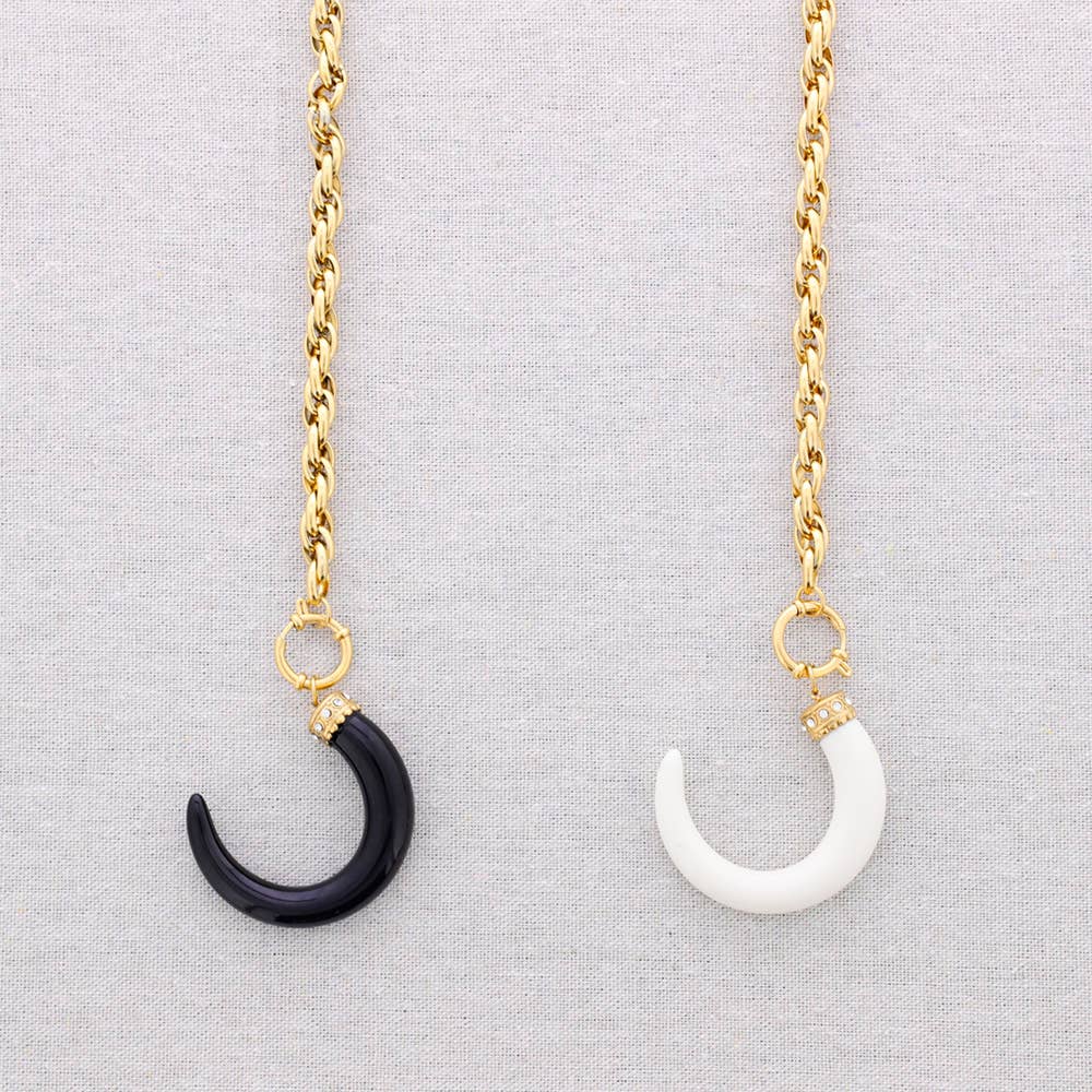Leere Halskette mit Harz-Horn und Stahl für den Großhandel auf Faire2