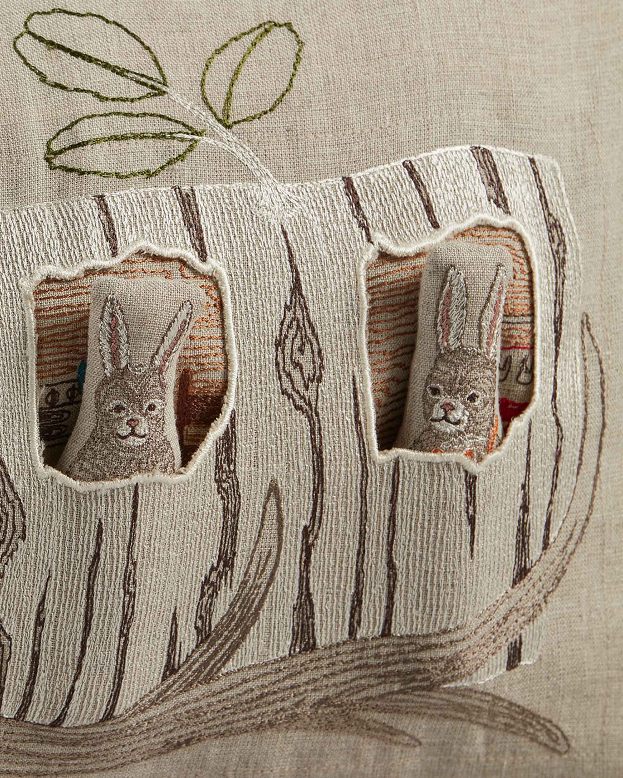 Coral & Tusk – Almofada decorativa/de sofá por atacado – Almofada de Bolso Aspen Log Bunnies3