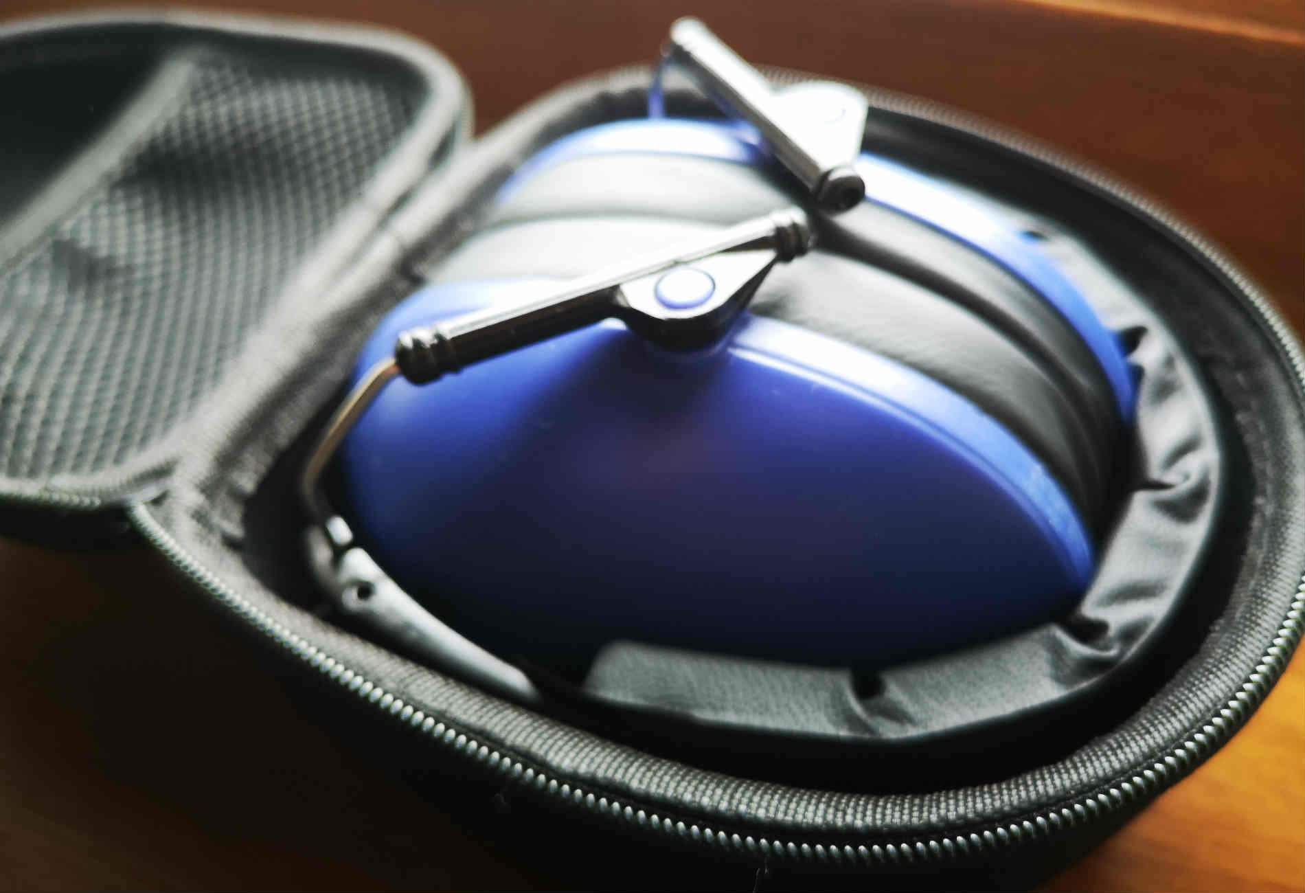 BANZ® Carewear for Kids - Wholesale Earwarmers/Ear Muffs - Kids - Kids Hearing Protection Earmuffs ZeeCase5