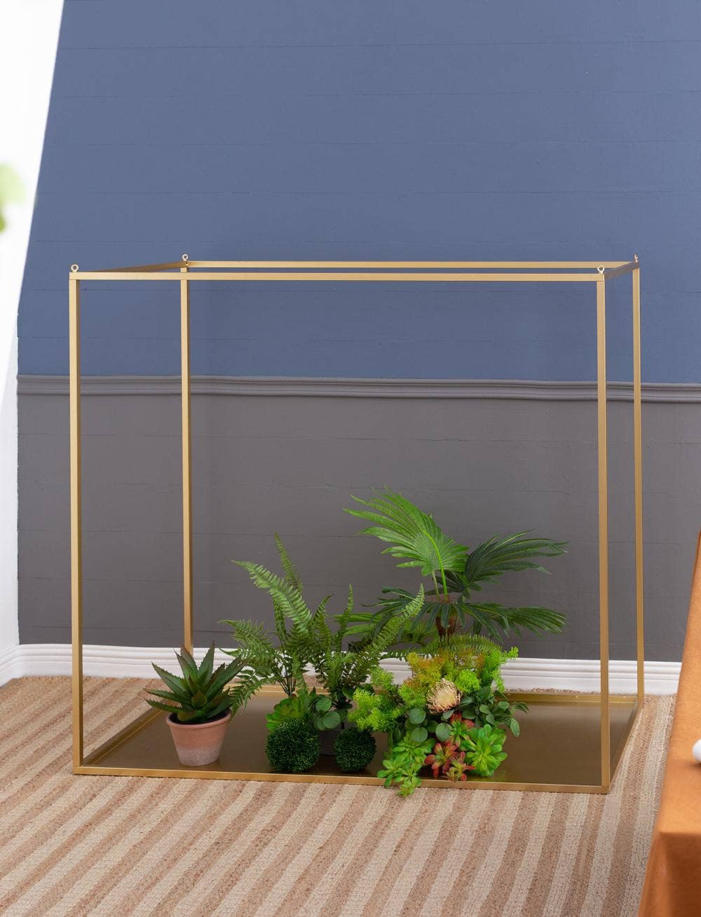 A&B Home Group Inc. – Großhandel Regal – 47x19,5x19,5" Goldener Eisenständer mit Ketten 1Stk/Karton9