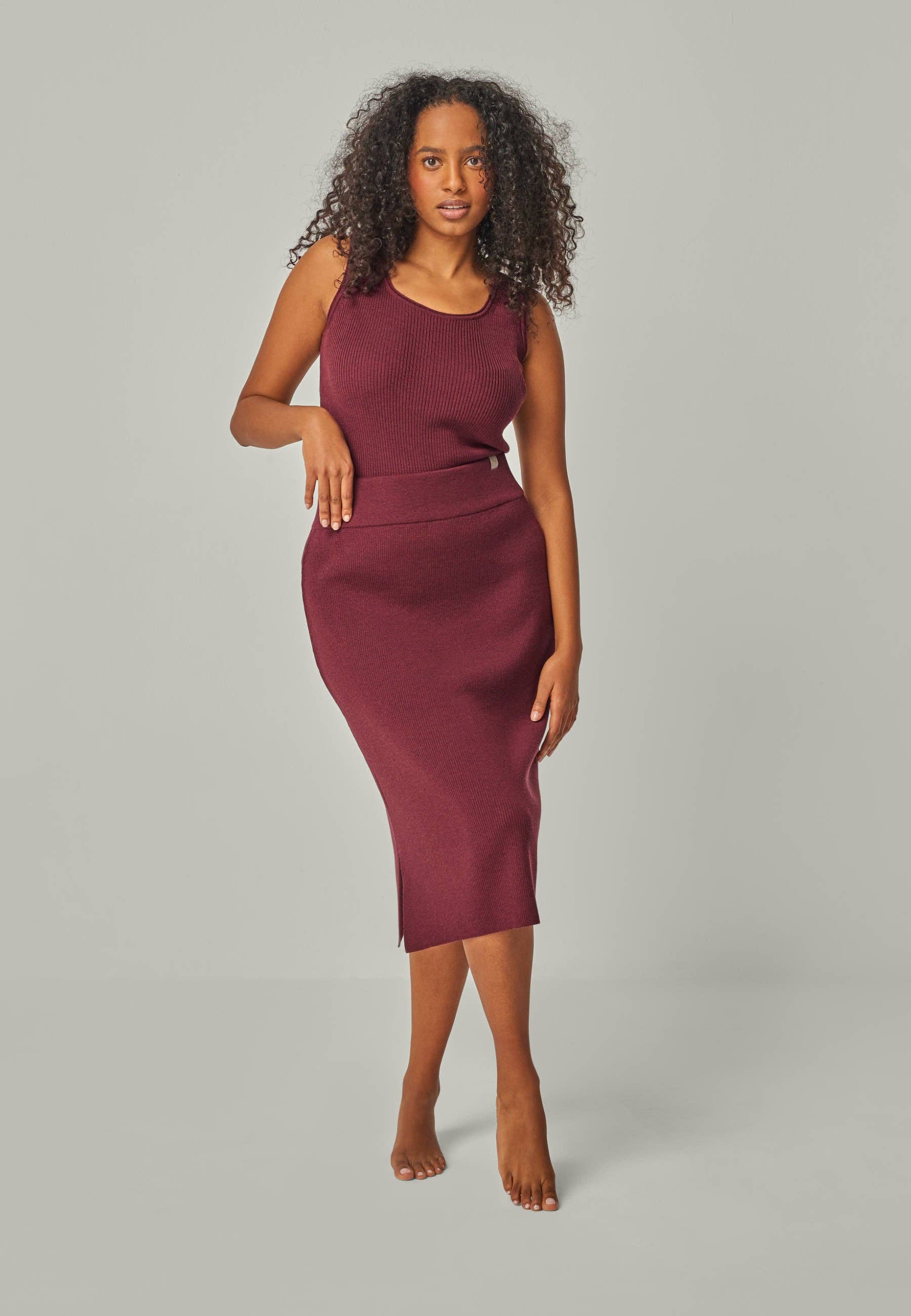 YOU LOOK PERFECT Loungewear – wholesale Lounge set – Women's – LOUNGEWEAR SET - Top Blossom & Skirt Erika18