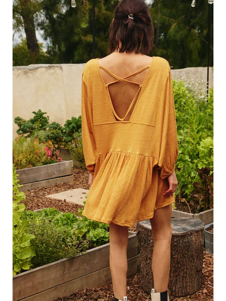 Lara Daisy - Vente Robe – femme - Mini-robe surdimensionnée en jersey texturé à dos croisé2