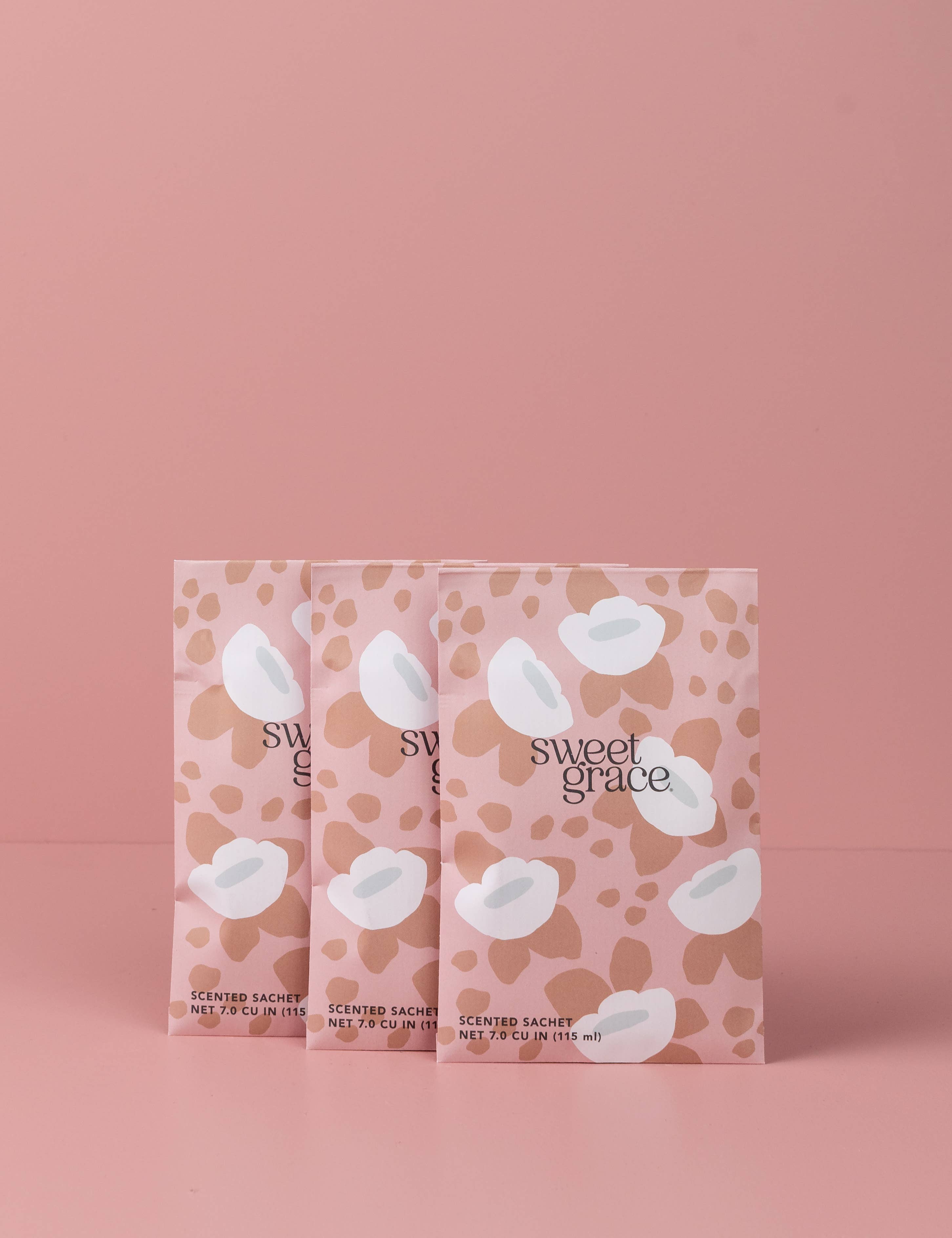 Bridgewater Candle Company - Wholesale Sachet - Sweet Grace Modern Flower Sachet 9 Pack7