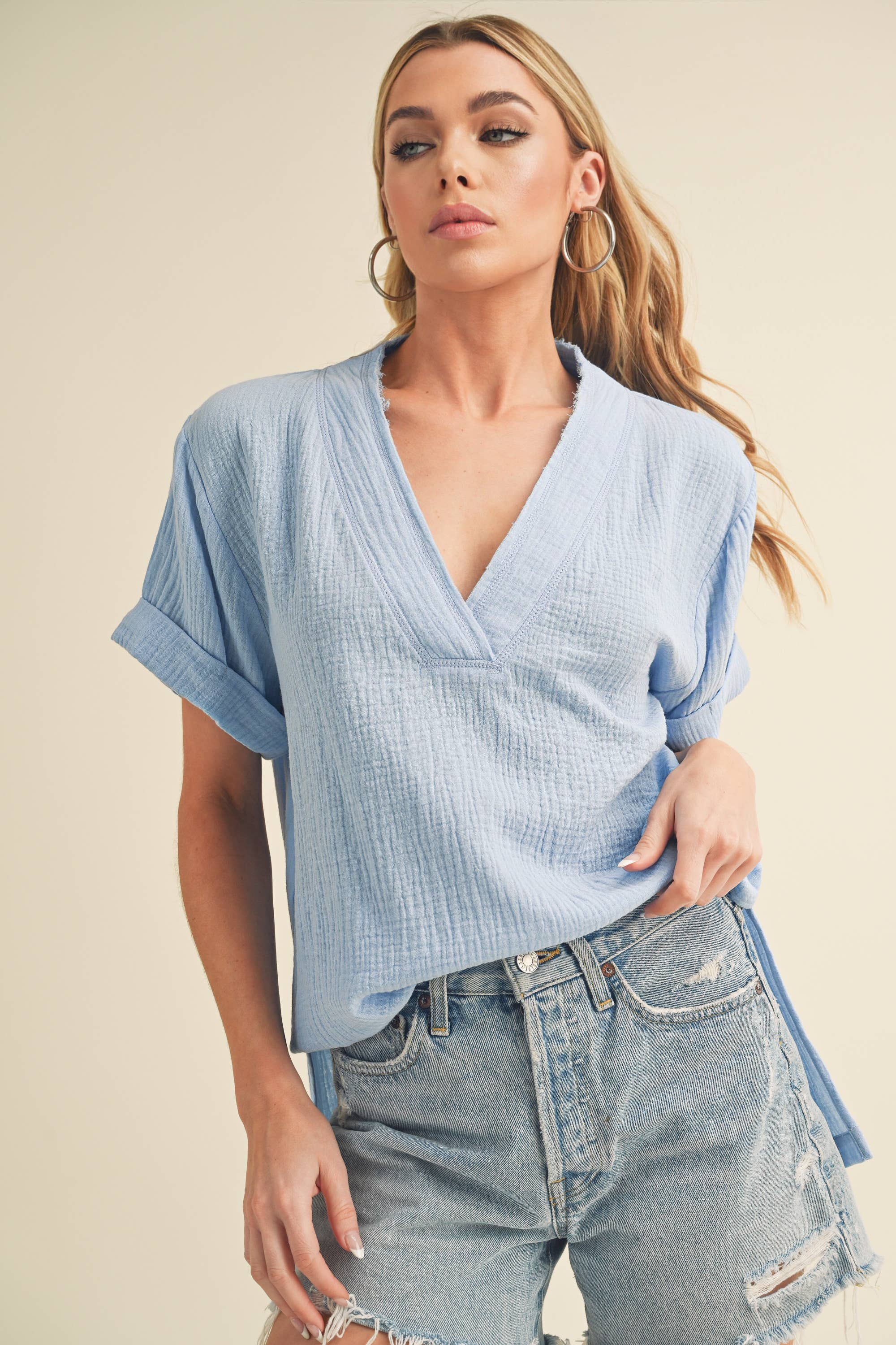 AEMI + CO - Wholesale Blouse - Women's - 8167BK Trudie Top39