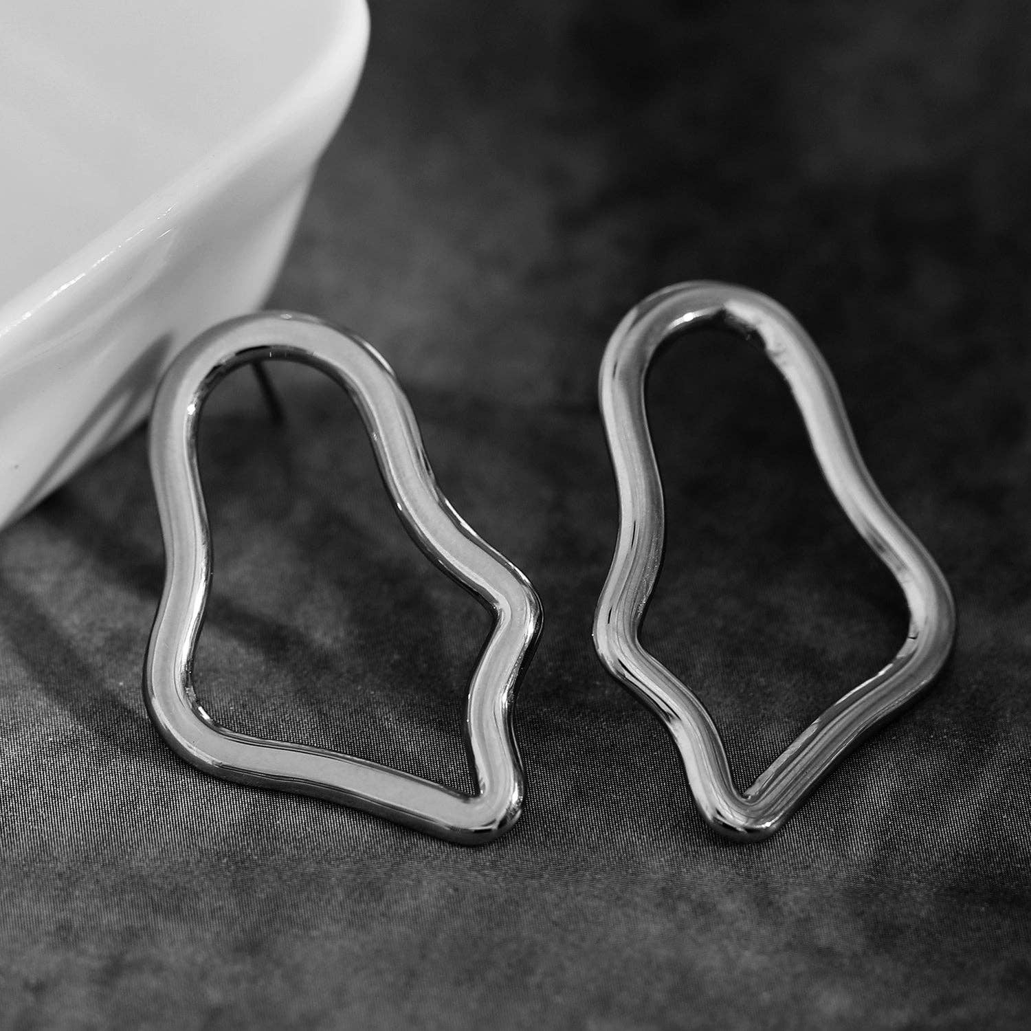 HACKNEY NINE - Wholesale  - MARTINA Irregular Shaped Hoop Earrings in Silver3