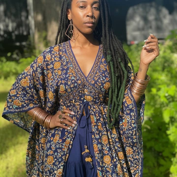 Naomi's Happy Place Shop – Großhandel Schmucksets – Benutzerdefinierte Kupferarmreifen