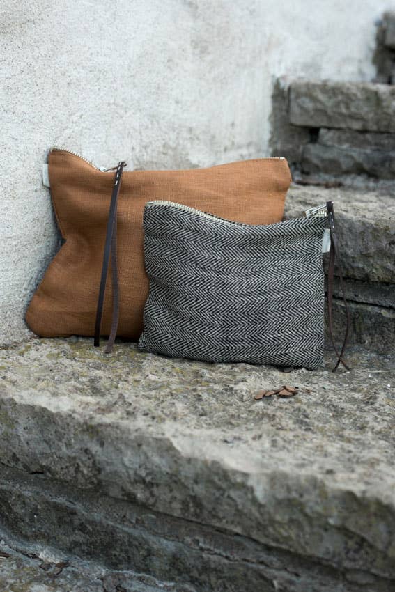 Canna Pouch (M) Herringbone for wholesale on Faire1