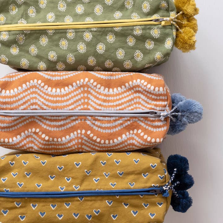 Graymarket Design - Wholesale Toiletry Bag - Women's - Waves Pumpkin Toiletry Bag