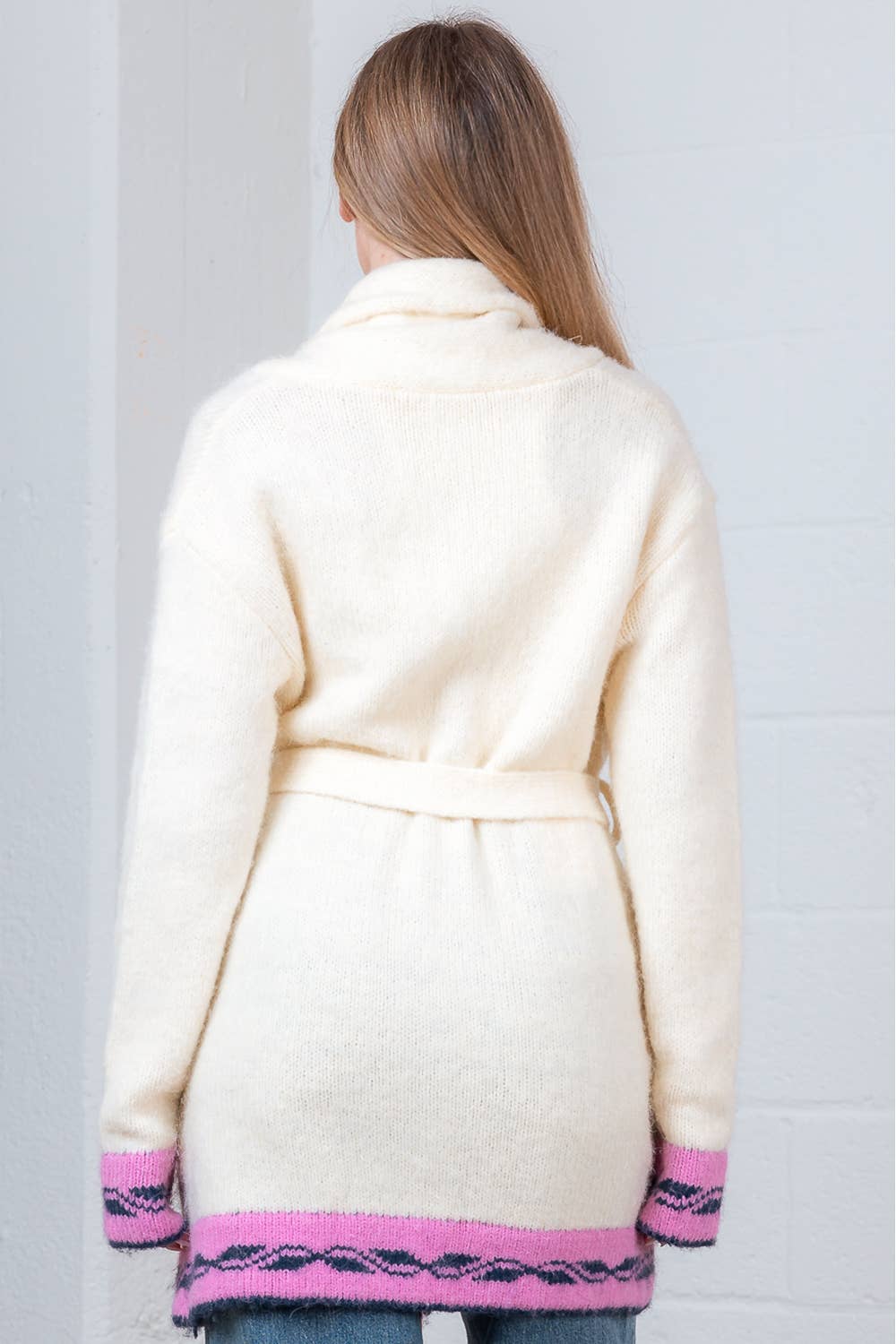 CRÈME PEIGNOIR DE CHEVAL HWJ65031T-RELAX FIT AVEC CEINTURE  en vente sur Faire4