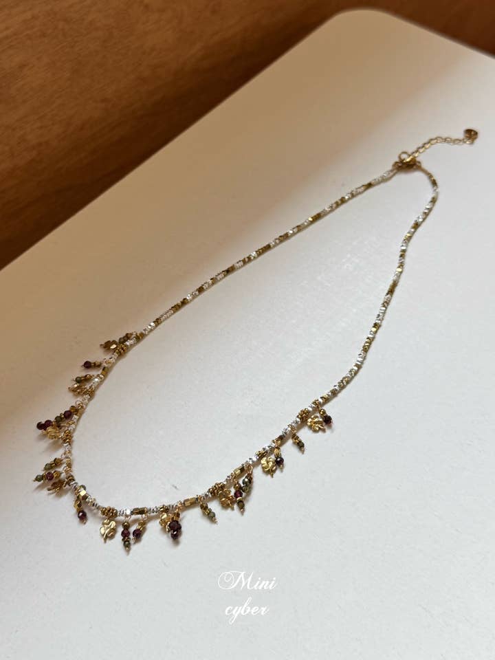 Sunset Hammered Clover Grape Necklace for wholesale by MINICYBER STUDIO