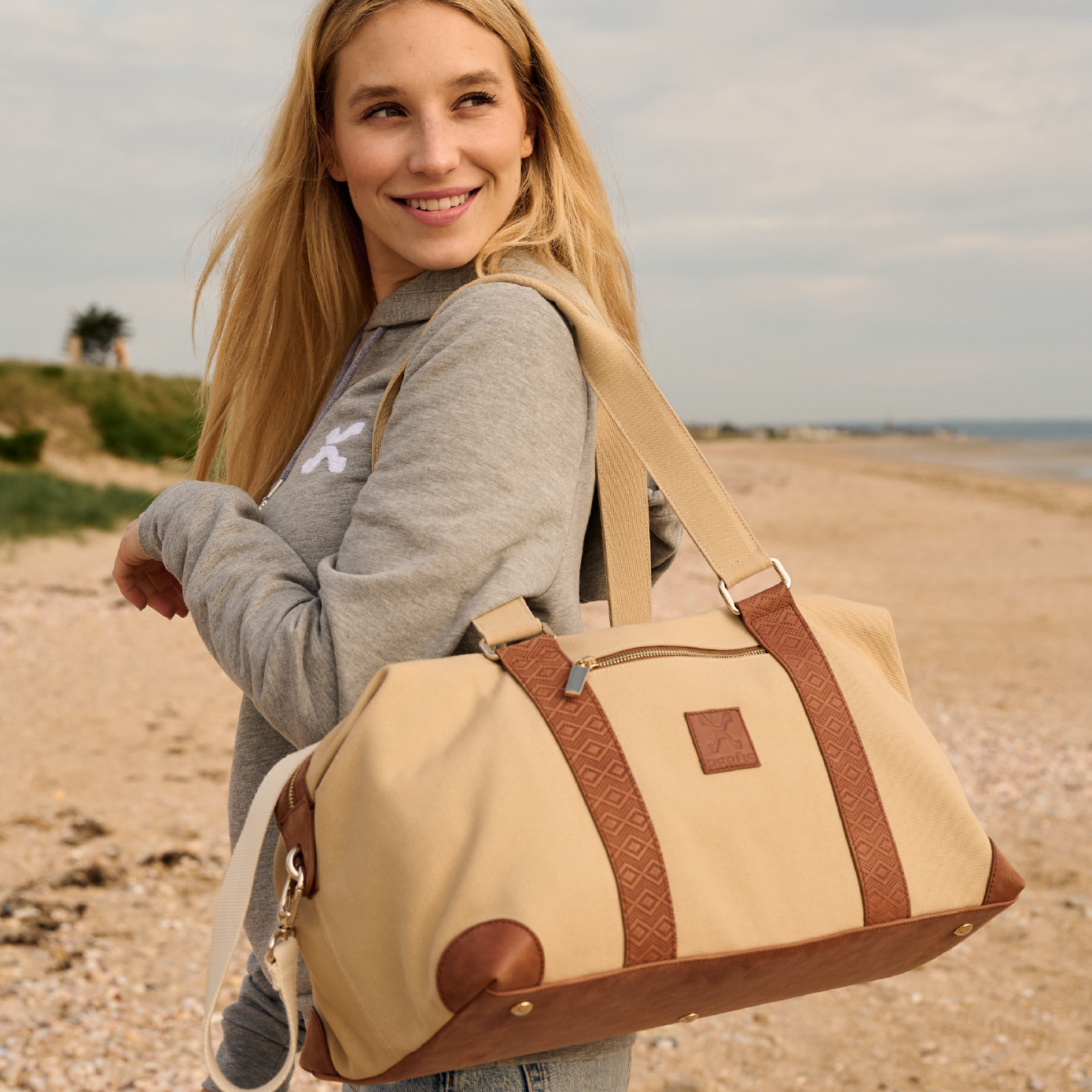 Perus - Wholesale Weekender Bag - Unisex - Viajero Beige Travel Bag1