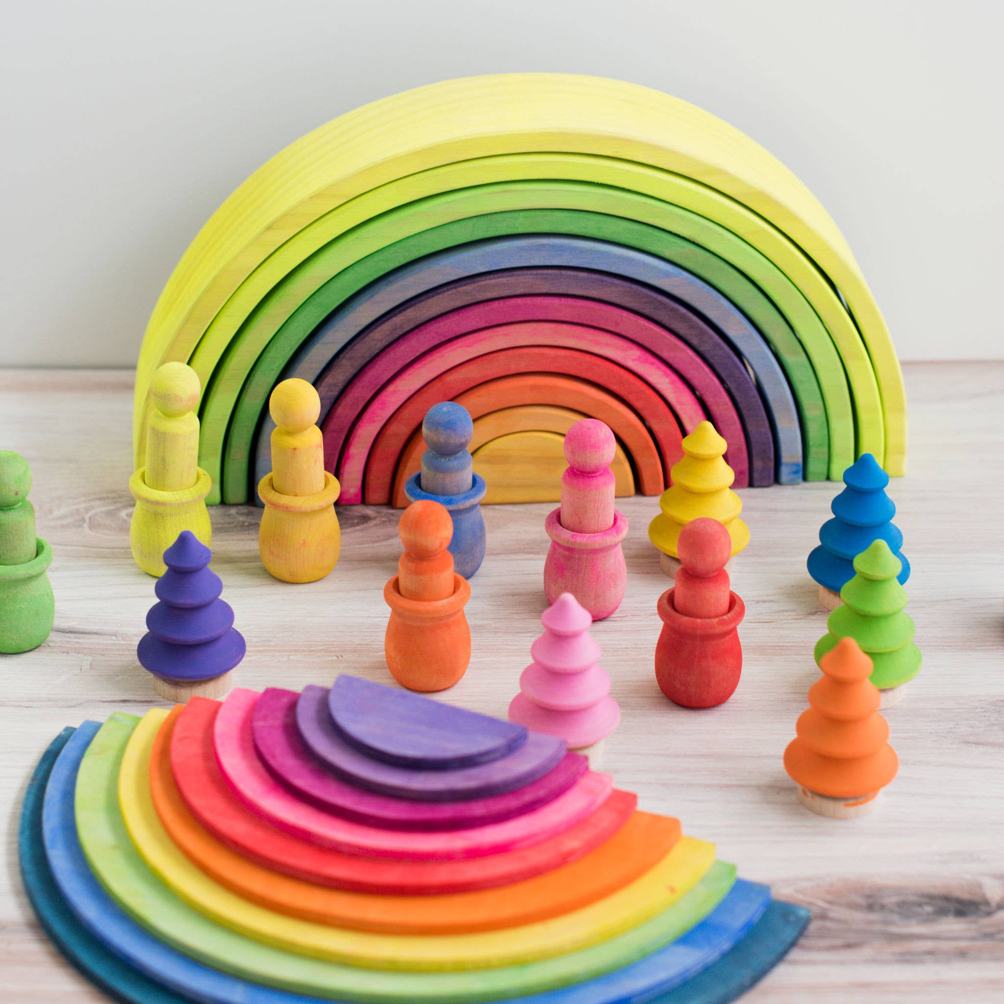 Woodpeckers Crafts - Wholesale Cutouts - Wooden Rainbow Semicircle Building Set, Set of 111