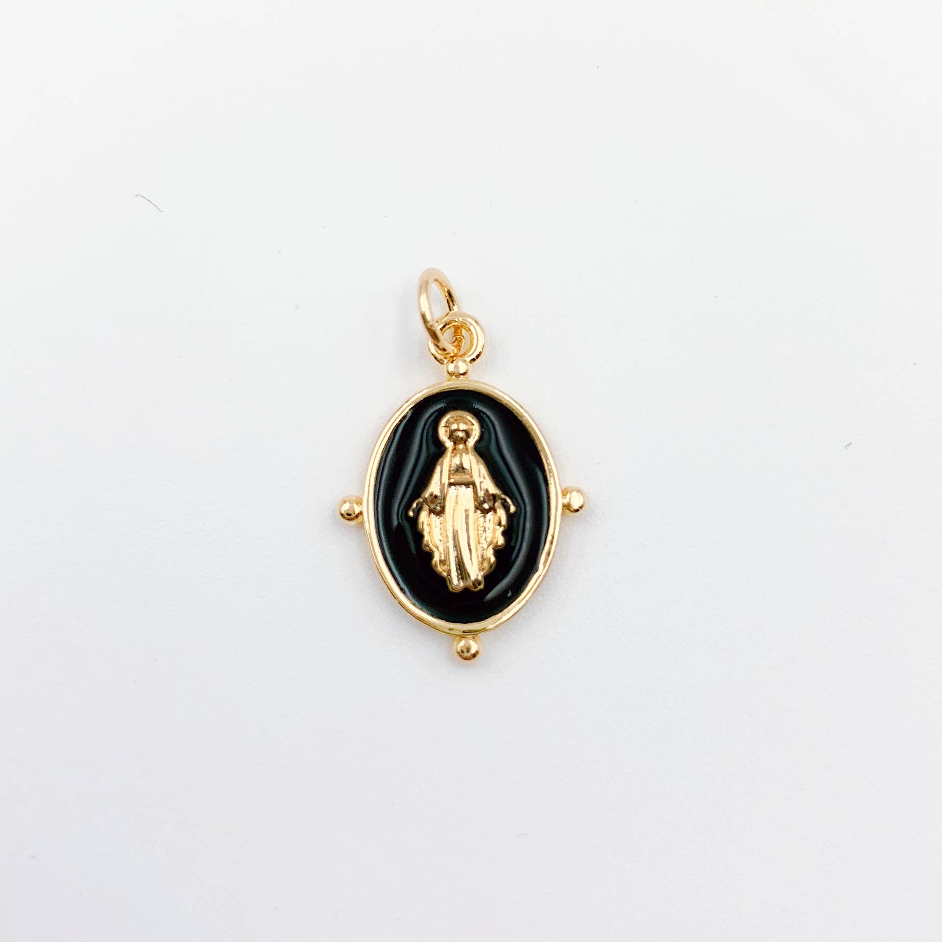 Beads Creation – Großhandel Individueller Charm/Anhänger – Vergoldeter Emaille-Anhänger mit Jungfrau Maria Motiv3