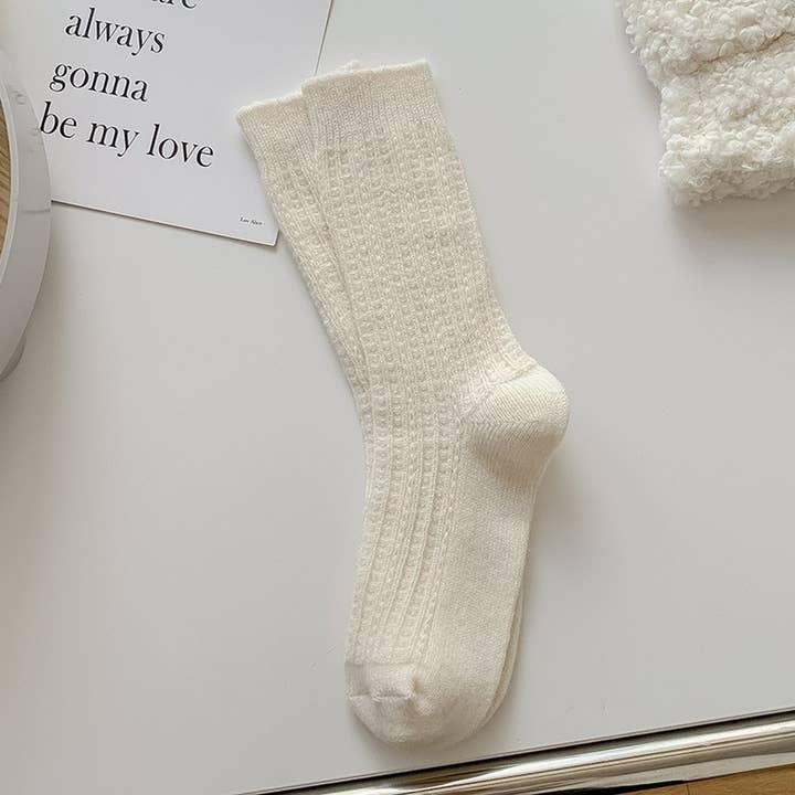 ACCITY - Wholesale Socks - Women's - SIMPLE AND VERSATILE FASHIONABLE MID-CALF SOCKS_CWMS1069