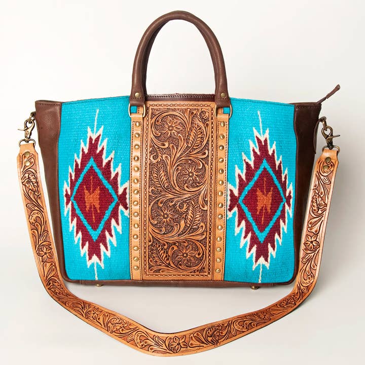 LS Western - Wholesale Tote bag – Women's - LC-ADBGA206 Wool Saddle Blanket Tote with Hand-Tooled Leather & Western Floral Strap1