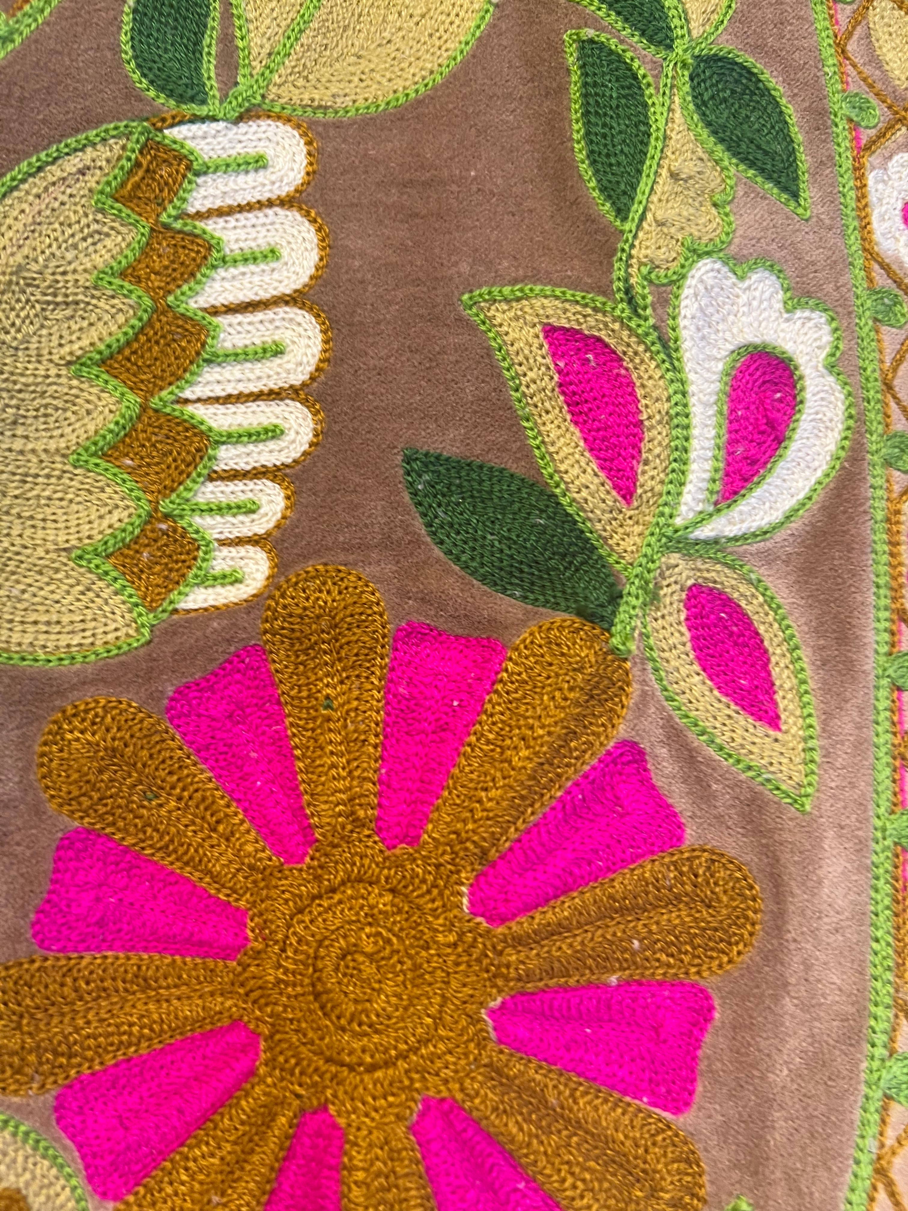 Kinomy - Wholesale Outerwear Vest - Women's - Embroidered velvet vest, boho vest, women's short vest20