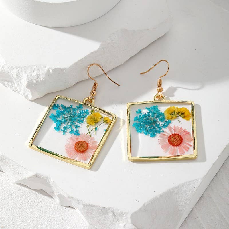 JOSSLYN by wall to wall - Wholesale Dangle Earrings - Vintage Dried Flower Earrings | 40E3844