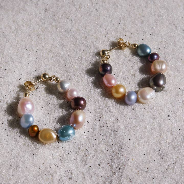 Party Wave Connected Studs for wholesale by Essenshell