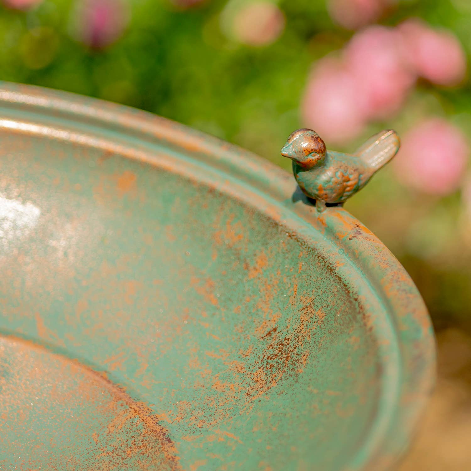 Zaer Ltd. International - Wholesale Bird Bath - Pedestal Birdbath with Little Bird Detail - 3 Options17