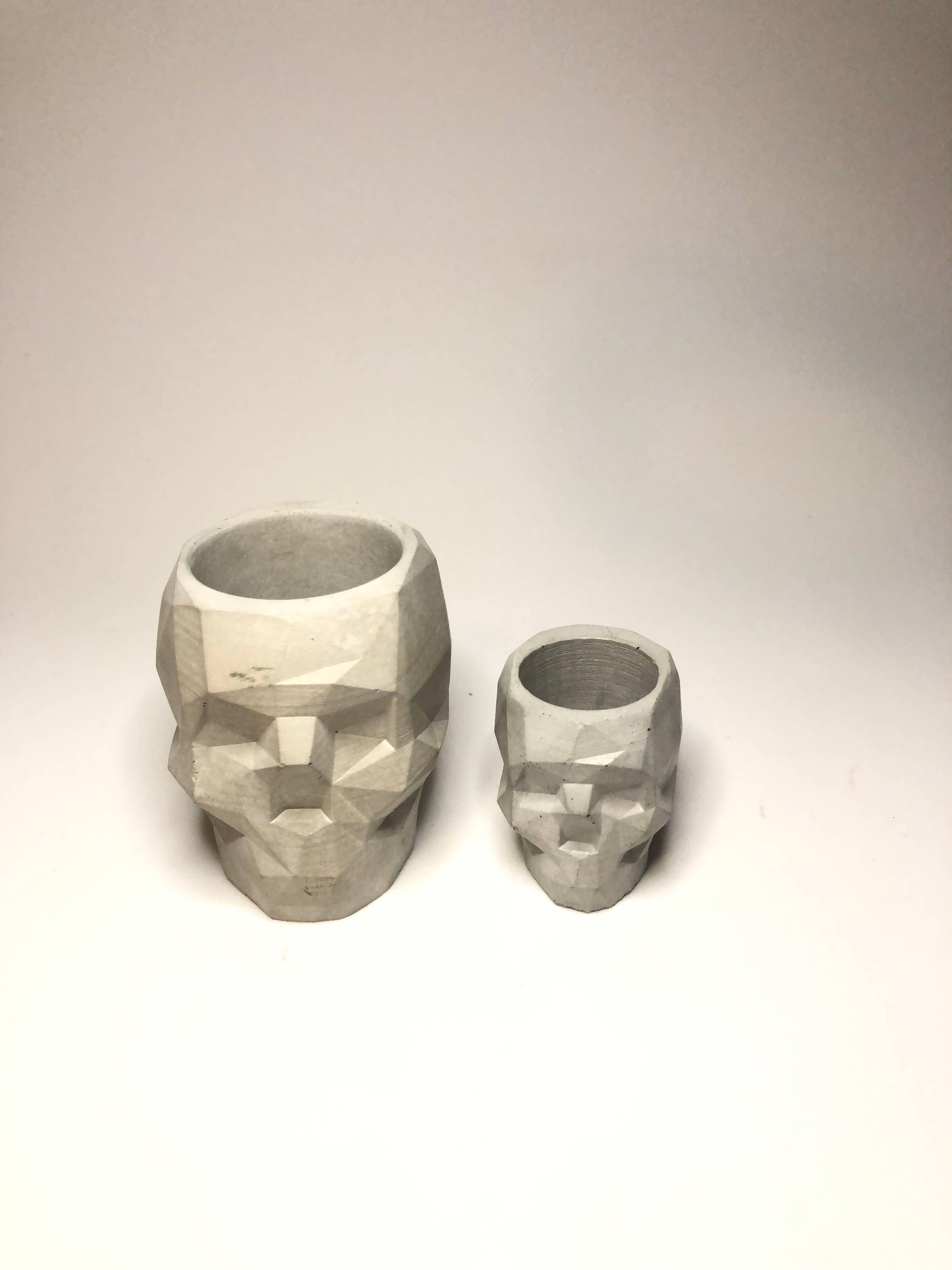 NATURAL BY HAGELSIEB - Wholesale Plant Pot - CONCRETE MINI SKULL0