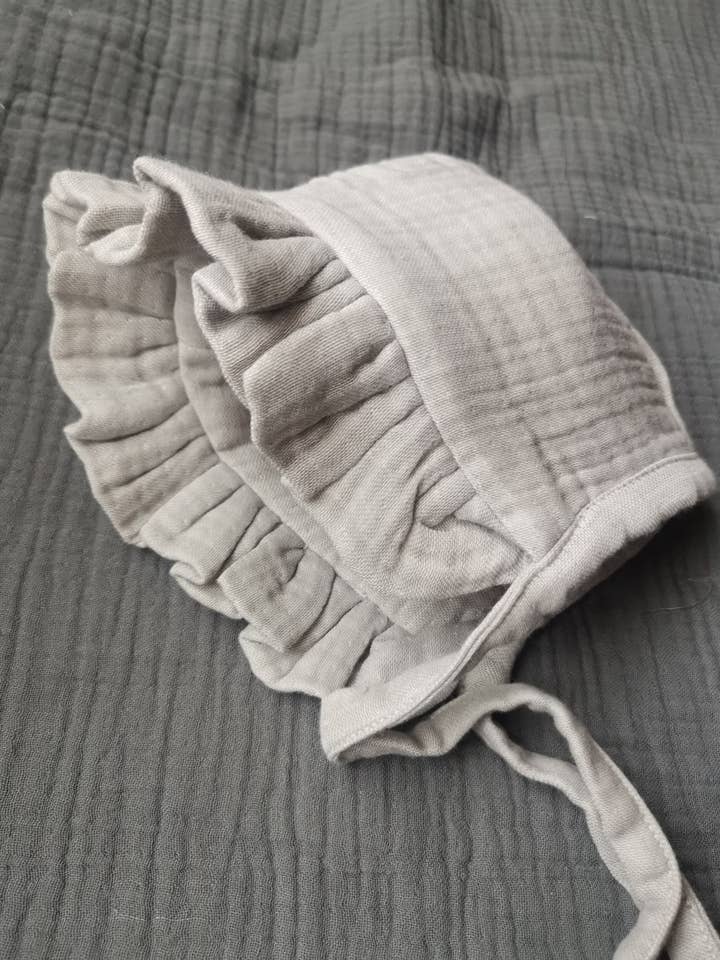 Gorro Laura Baby Gris para venta al por mayor de Baby Laurel Organics