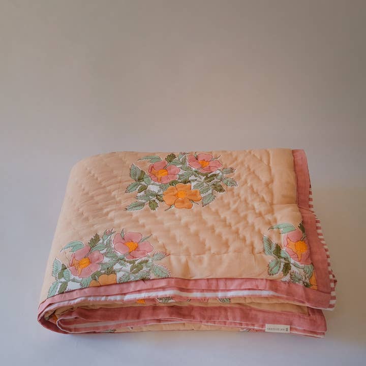 Soil to Studio - Wholesale Quilt - Dia - Hand Block-printed Reversible Quilt (Café au lait)0