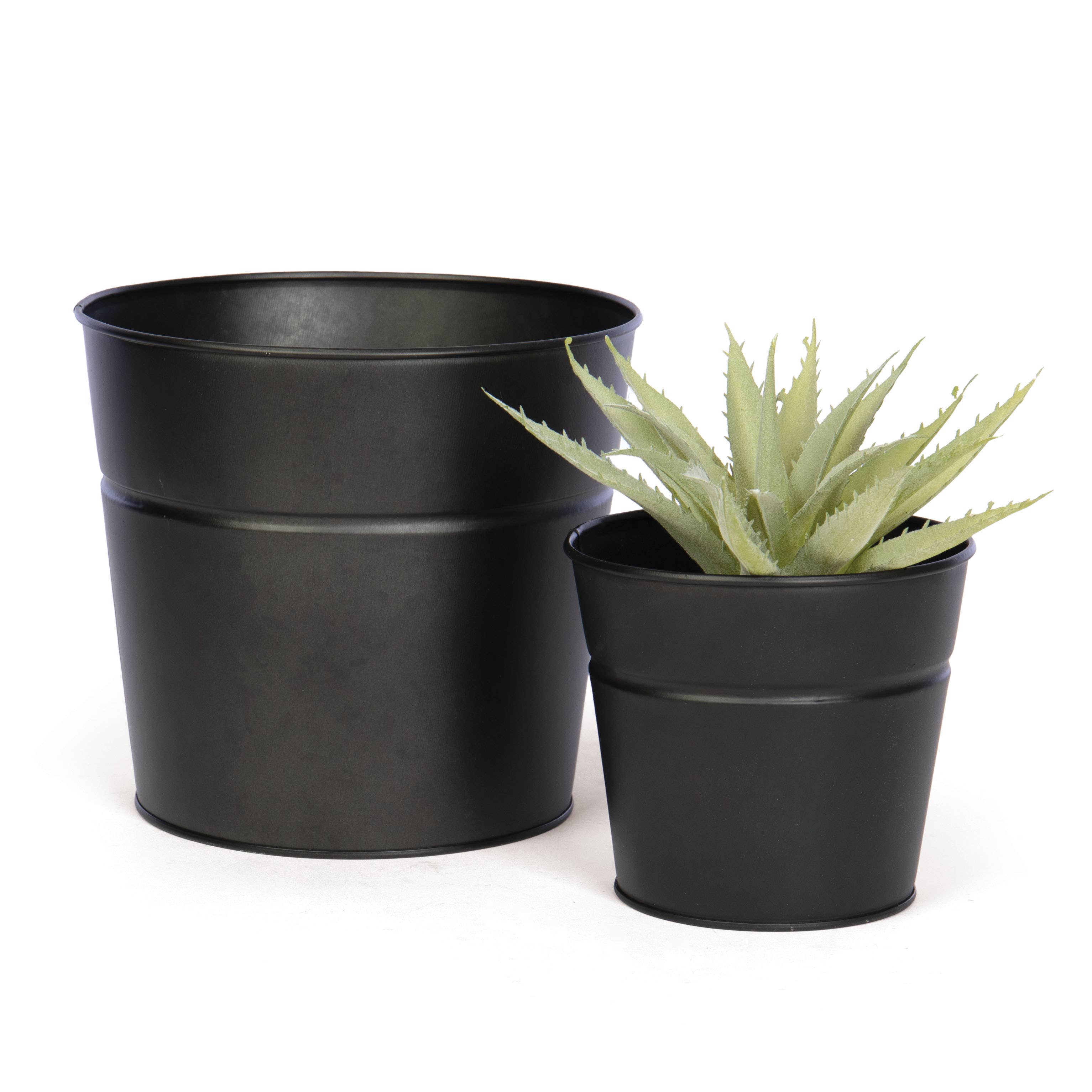 Willow Group - Wholesale Plant Pot - Black Tin Planter w/ PVC Liner 7"D5