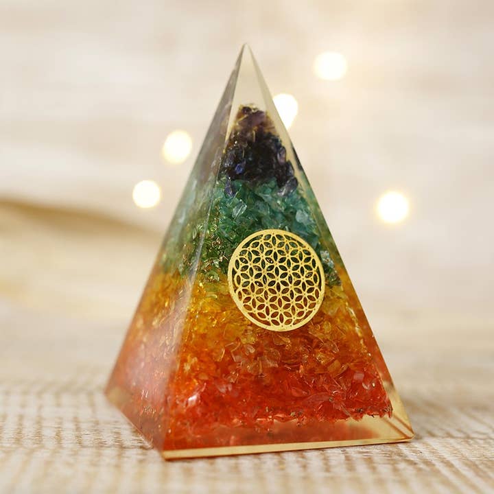 Ethike.eu – wholesale Snow globe – 7 chakras high orgonite pyramid varied