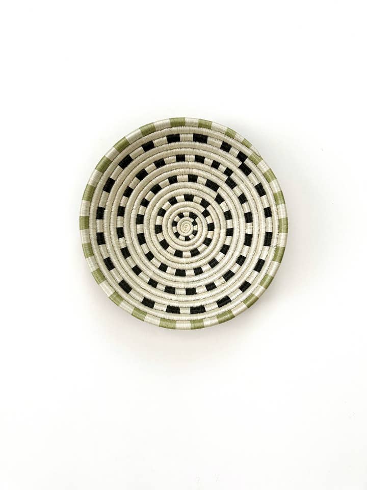 Afrikansk korg med rutmönster, vit och svart för wholesale av sifadesigns