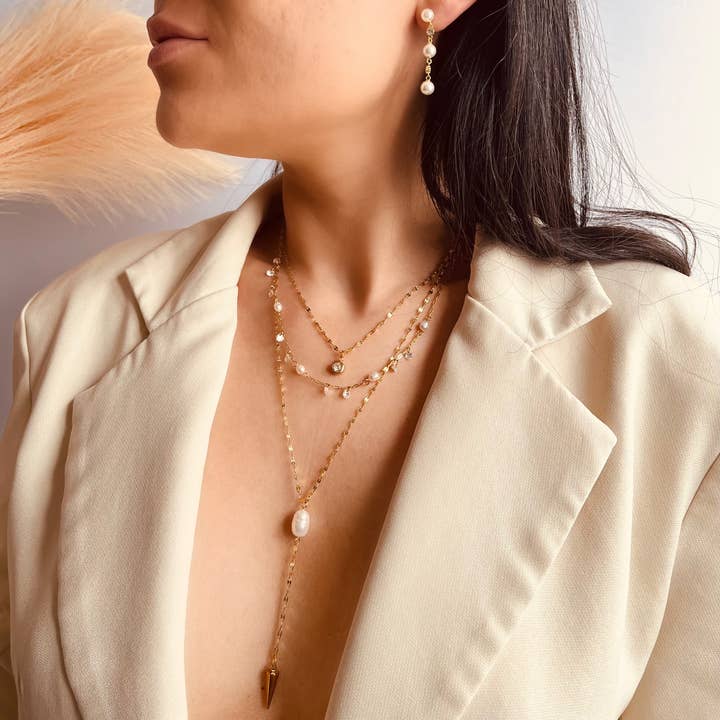 Ensemble de colliers SEA - Ensemble de colliers superposés de perles pour la vente par XIPAIA