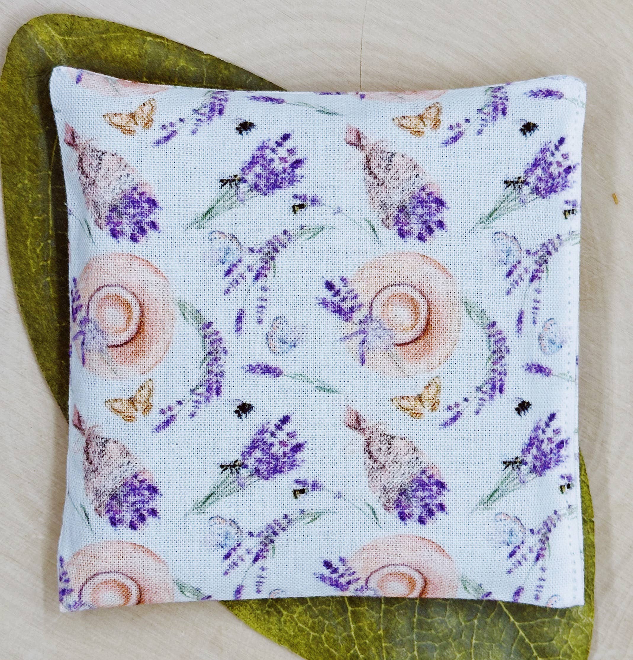 Wellness & Oils – wholesale Dospåse – Lavender Dryer Sachet - Återanvändbara lavendelpåshattar2
