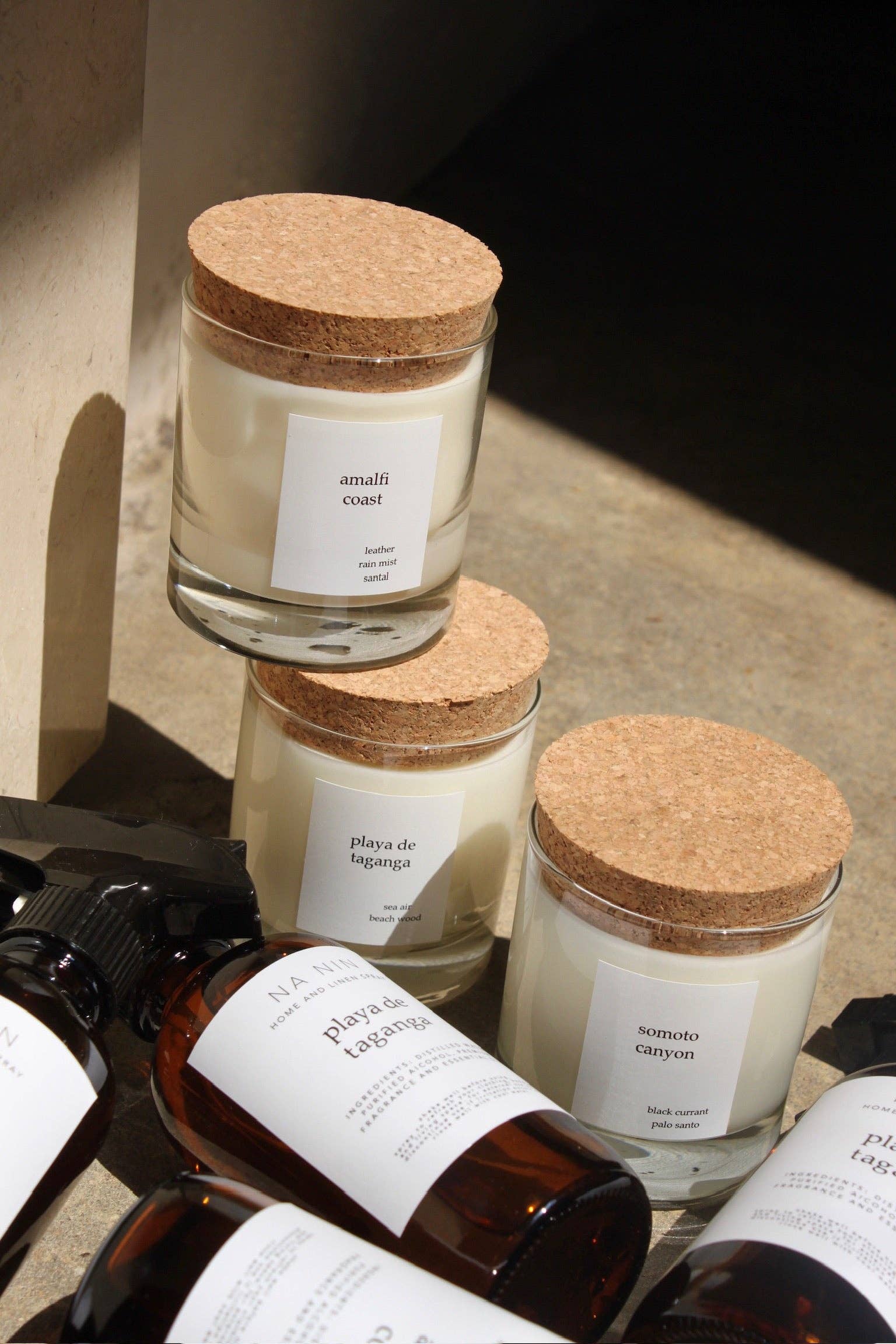 White Undyed Somoto Canyon Candle / Available in 5oz & 8oz for wholesale on Faire1