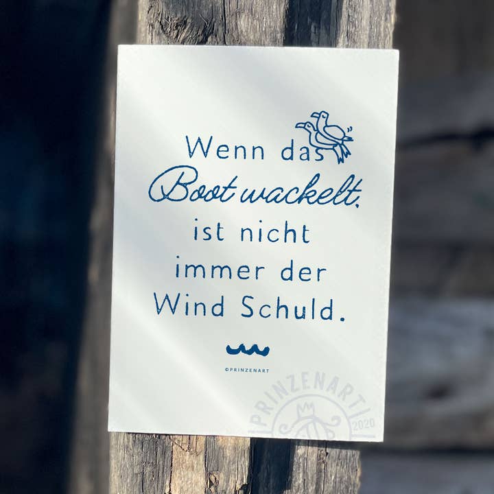 Carte postale "Le bateau tangue" | Citation motivante Mer du Nord pour la vente par Prinzenart