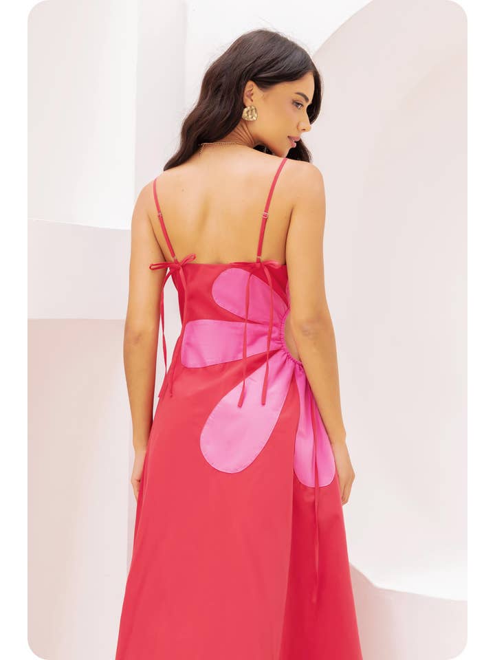 Strut & Bolt - Wholesale Dress - Women's - Sleeveless Side Cut-Out Flower Detail Midi Dress11