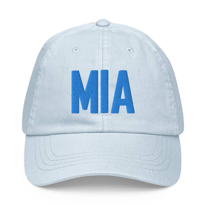 Casquette de papa brodée pastel avec code aéroport MIA Miami Floride pour la vente par CRE PYT