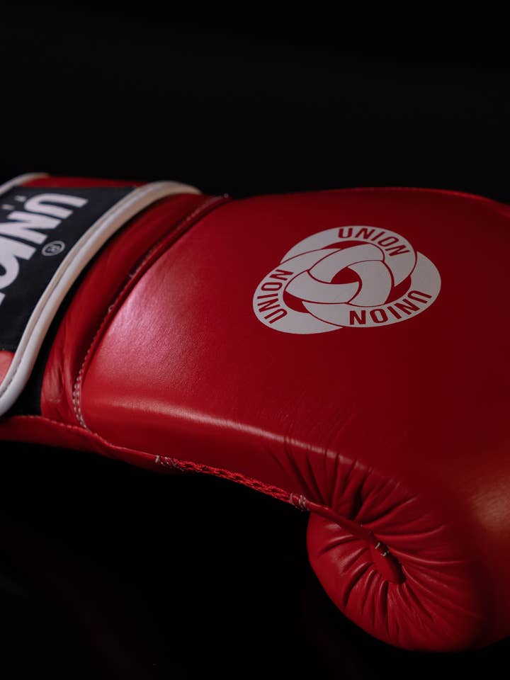 Union fighting rote Boxhandschuhe 100% Rindsleder für den Großhandel von UNION fighting