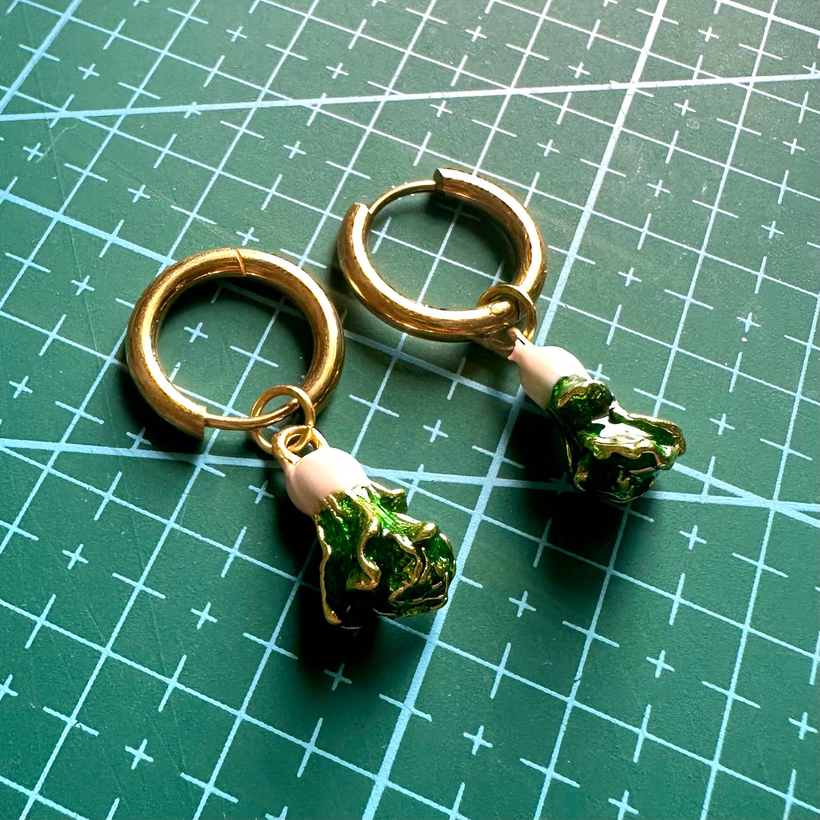 The Mundane Gift Shop – wholesale Hoop earrings – Bok Choy 🥬 Detachable Enamel Charm Hoop Earrings0