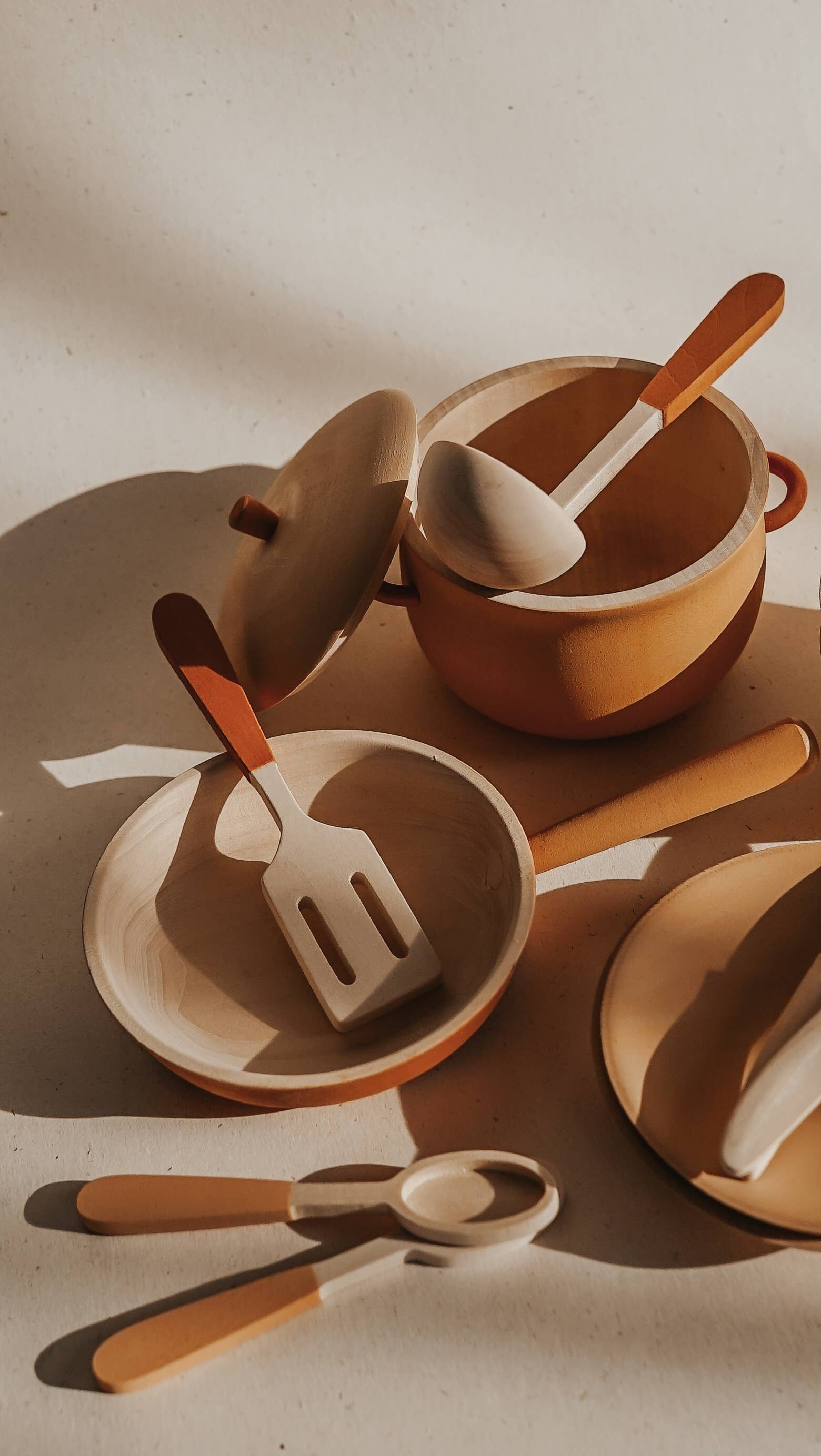 SABO concept – wholesale Leksaksmatningsset - Barn – Servisset för barnkök i citrusfärger9