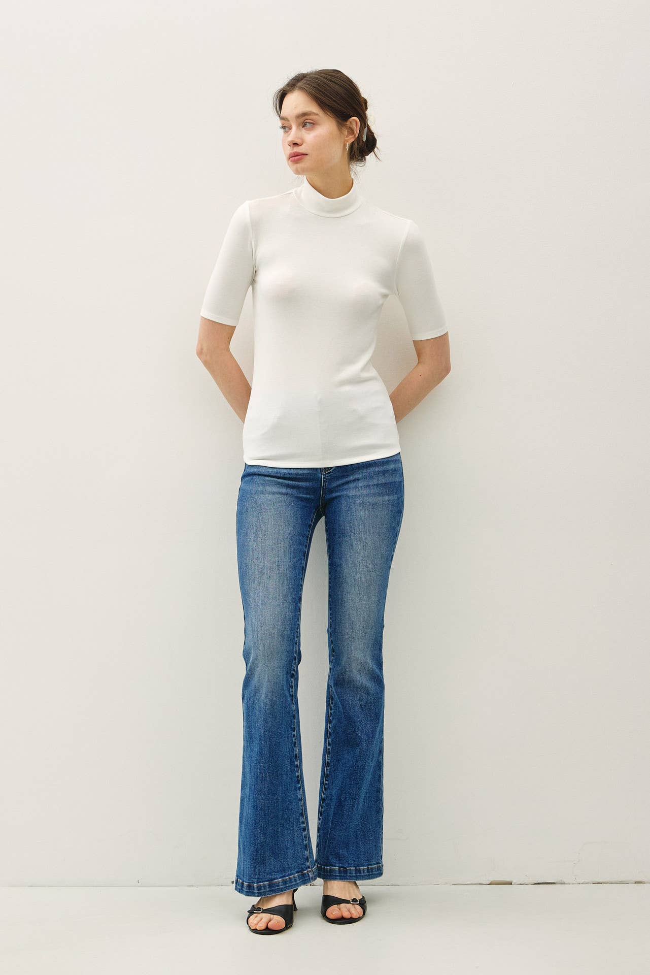 Be Cool - Vente Haut en maille – femme - HAUT EN MAILLE À COL MONTANT À MANCHES COURTES1