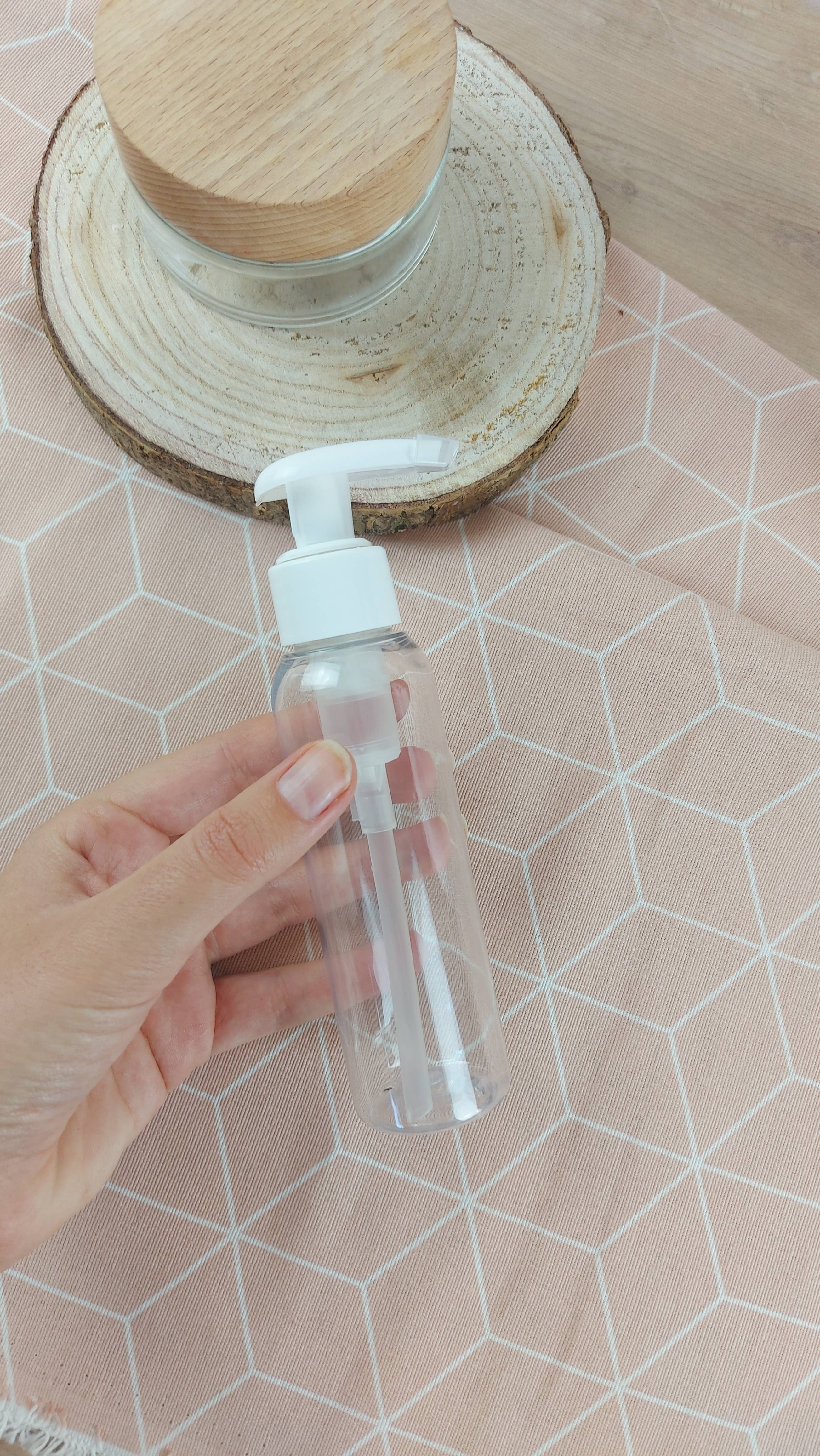 Propos'Nature - Wholesale Essential Oil Holder - Everest Transparent Bottle 100ml, 200ml, 500ml5